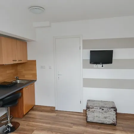 Villa Antunovac Zagreb * Zagreb